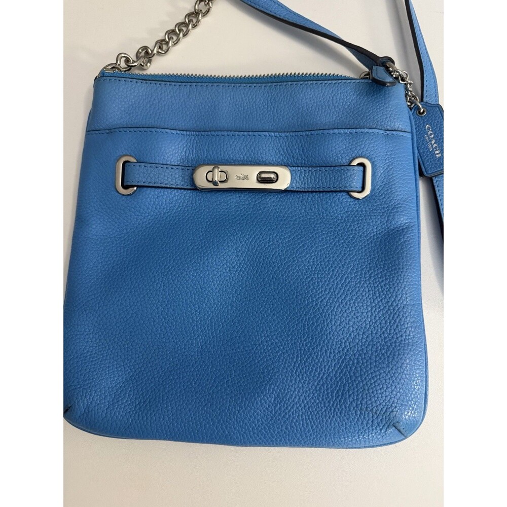 COACH Swingback Blue Crossbody Turn lock Shoulder bag Blue Pebbled Leather Purse - Picture 2 of 8